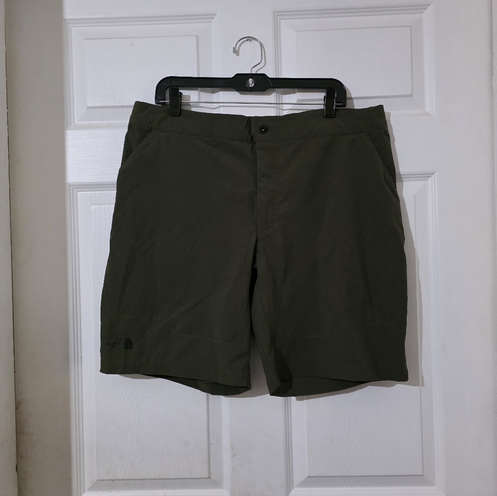 Men Size 38 The North Face Paramount Active Shorts Army Green 9"